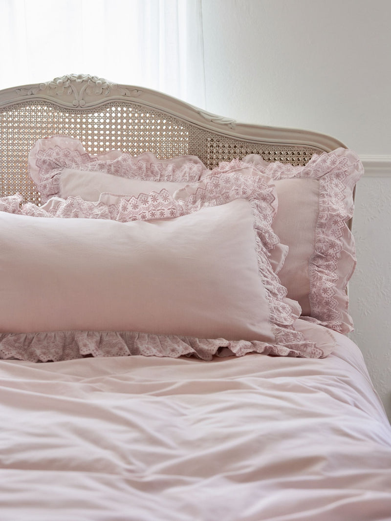 Shabby Chic by Rachel Ashwell pink broderie anglaise ruffle pillowcases set of 2 (British brand)