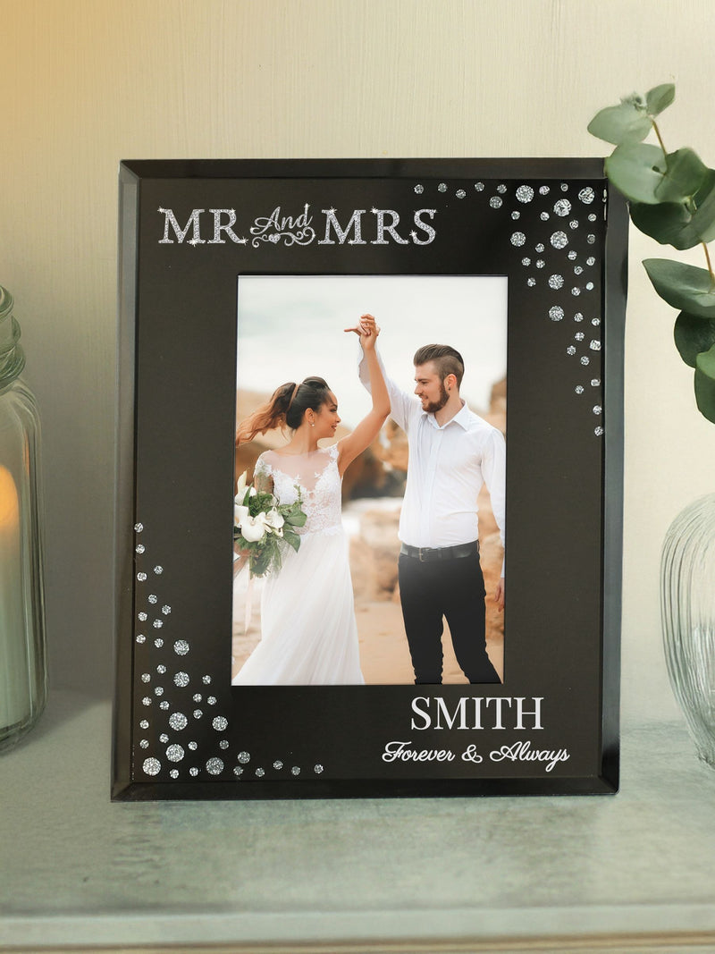 PMC Personalised Mr and Mrs 6x4 mirrored photo frame, imported from the UK
