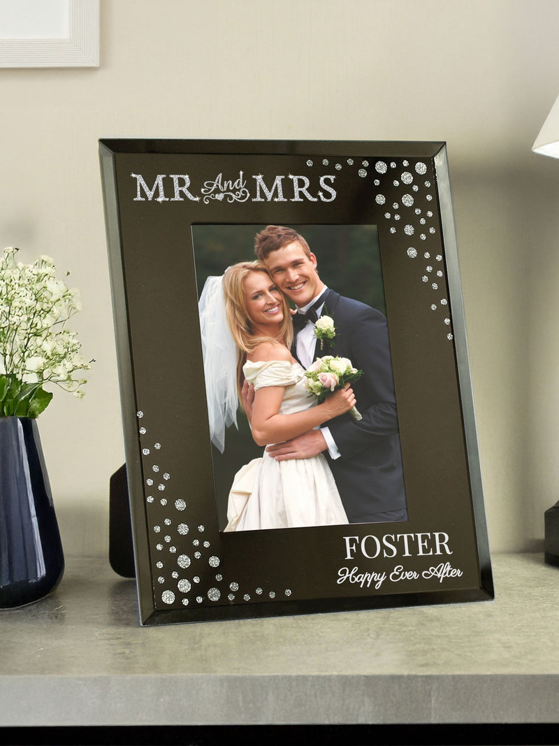 PMC Personalised Mr and Mrs 6x4 mirrored photo frame, imported from the UK