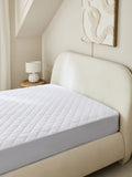 Extra deep mattress protector (British brand)