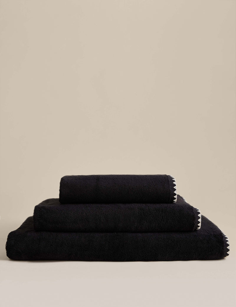 Egyptian cotton blanket stitch towel 650 GSM - British product