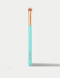 Sweed medium eyeshadow brush with synthetic bristles - British product