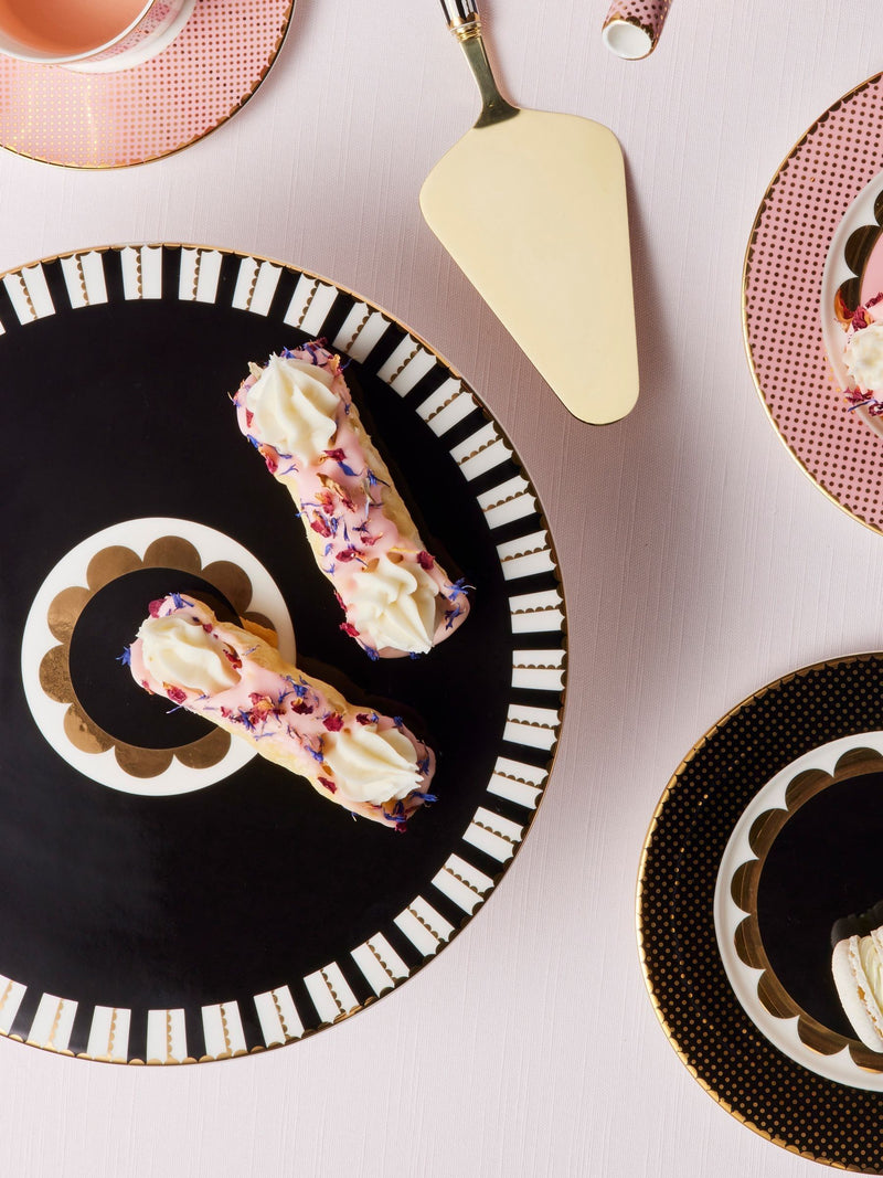 Maxwell & Williams Black Teas and C's Regency Footed Cake Stand