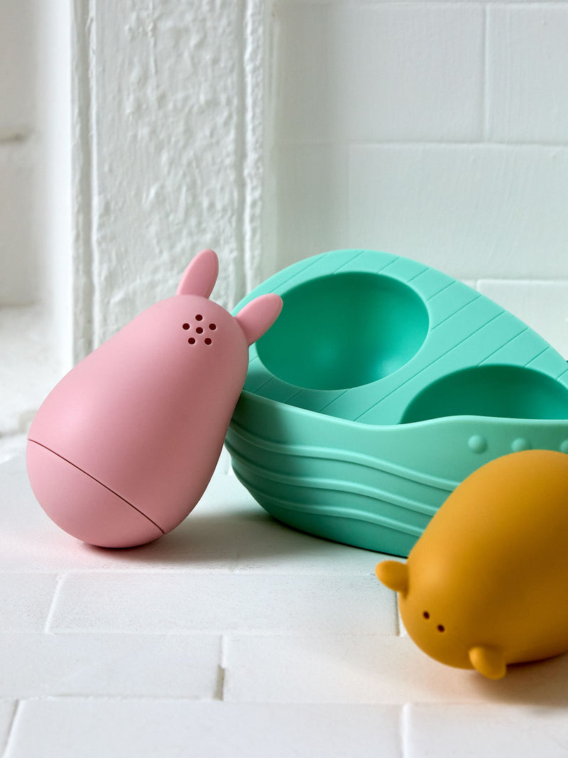 JoJo Maman Bébé silicone bath toy with bear and bunny characters, UK version