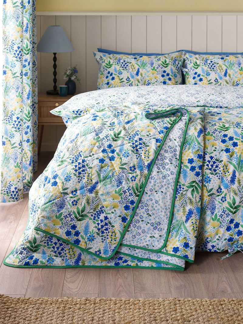 Catherine Lansfield blue floral reversible bedspread large - British product