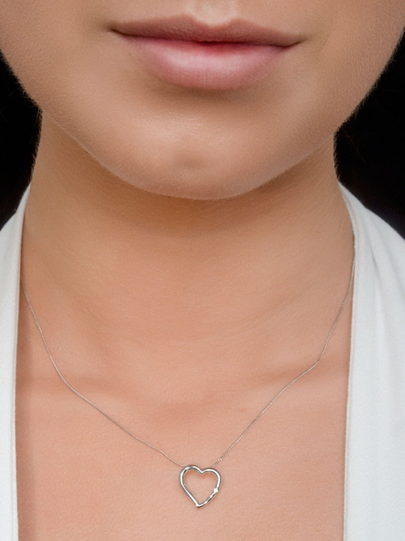 The Diamond Store white gold diamond heart pendant necklace 13cm (British brand)