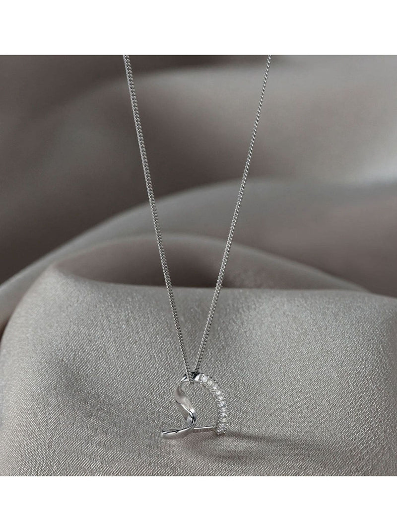 The Diamond Store white heart pendant necklace 0.10ct diamond (British brand)