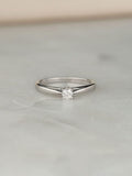 Diamond Store lab diamond engagement ring (British brand)