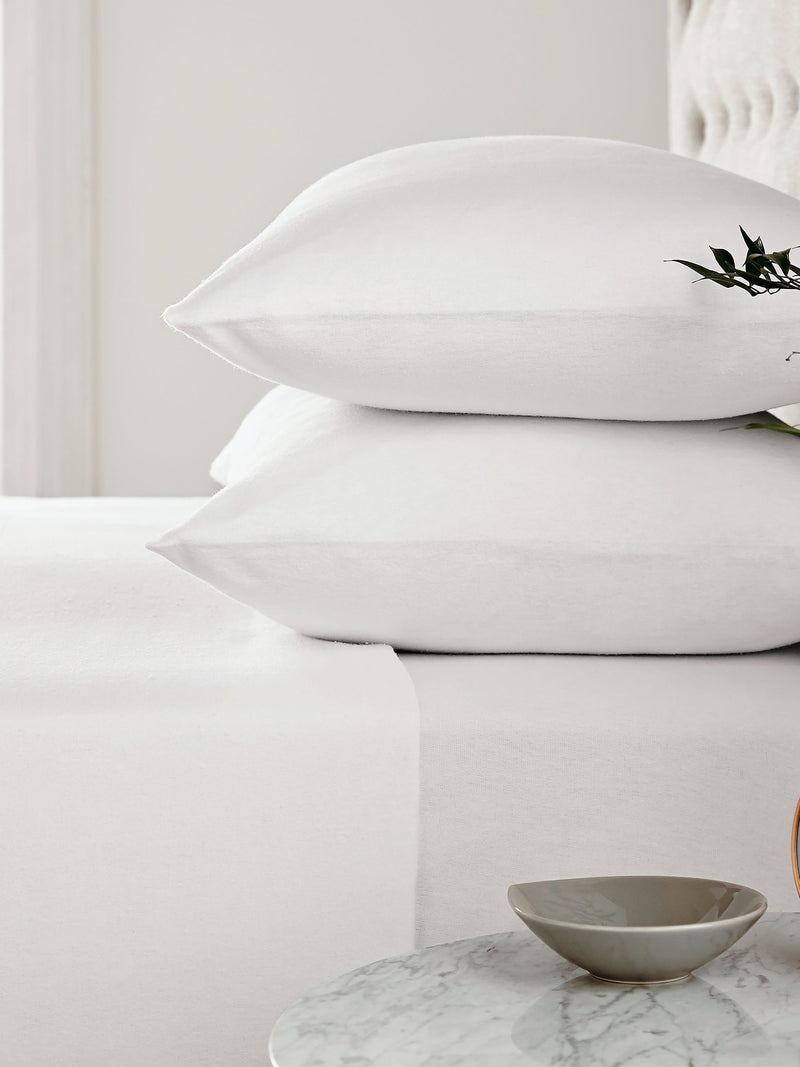 Helena Springfield White Supersoft Fitted Bed Sheet, UK version