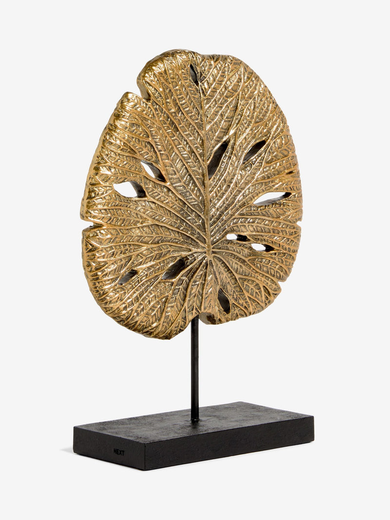 Gold lotus leaf ornament 24cm, UK version