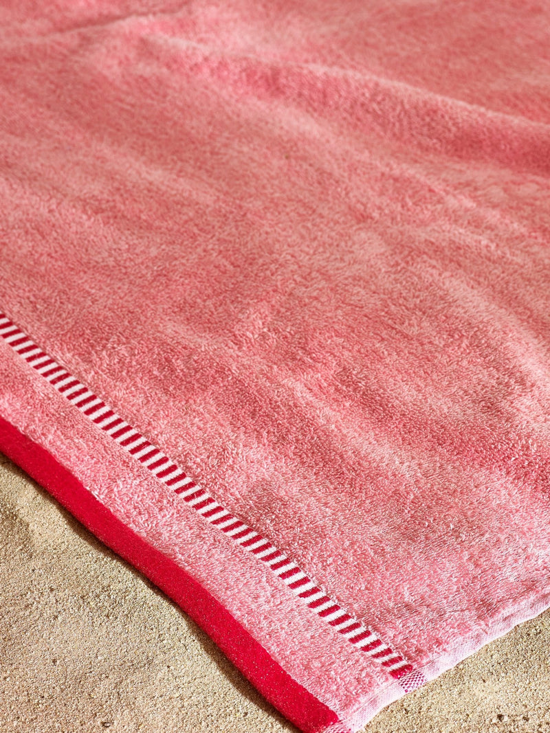 Catherine Lansfield pink beach huts extra large beach towel (British brand)