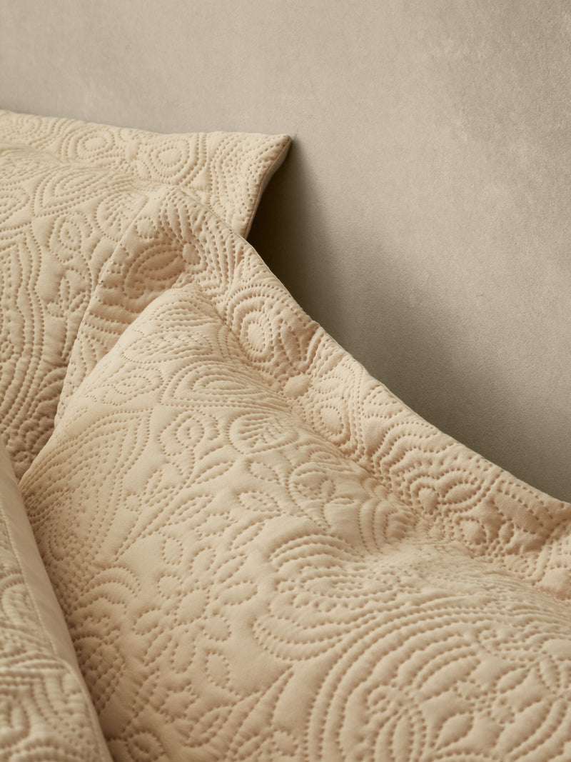 Pineapple Elephant Casablanca Pinsonic pillowsham pair, imported from the UK