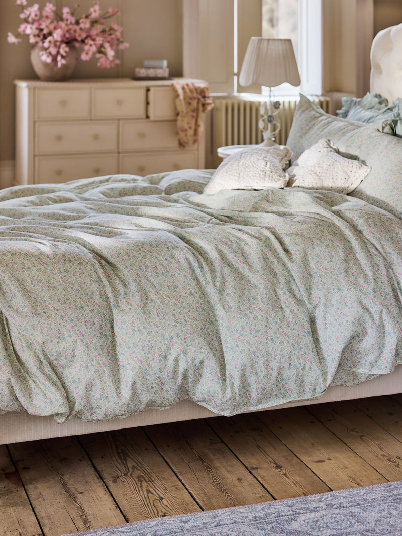 Shabby Chic by Rachel Ashwell vintage ditsy sage duvet cover and pillowcase set (British brand)