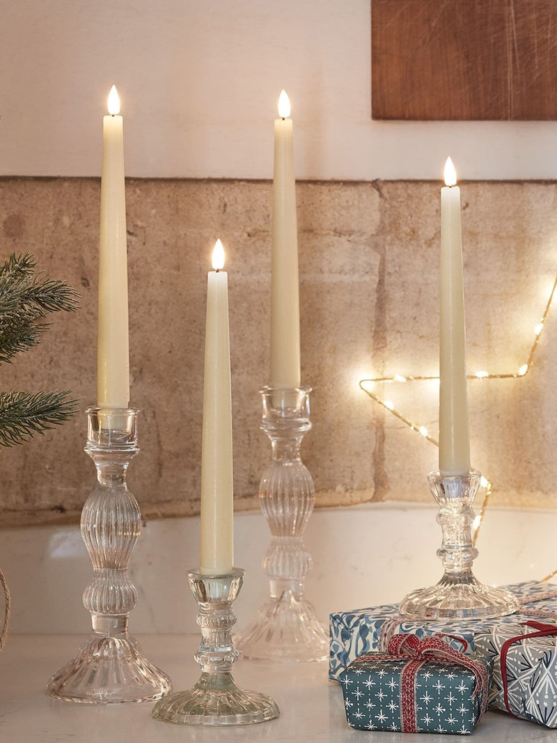 Lights4fun TruGlow natural taper candles set of 4 22cm, UK version