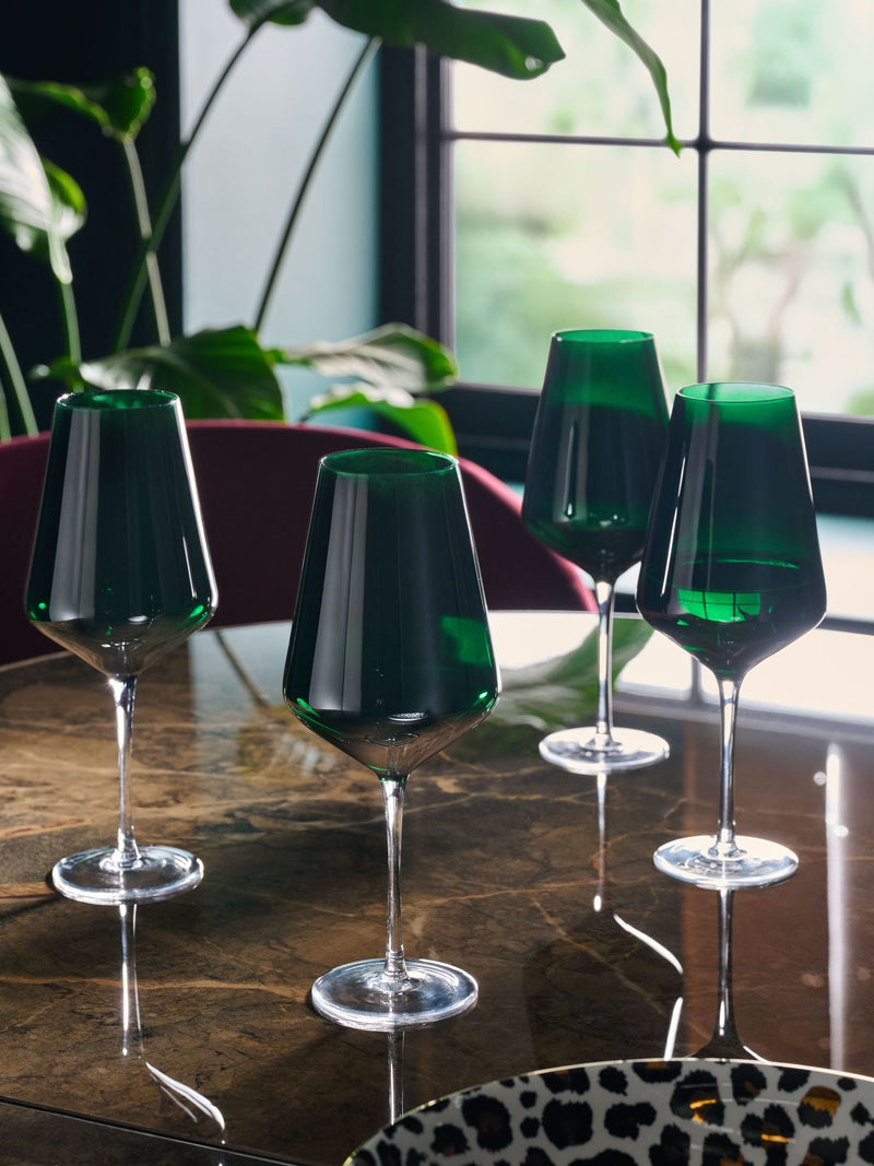 Set of 4 Green Belgravia Crystal Set of 4 Red Wine Glasses