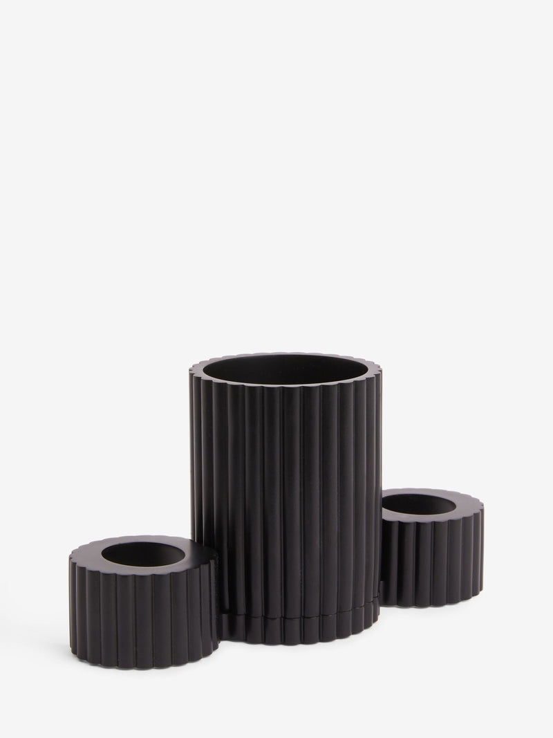 Black resin ribbed electric toothbrush holder - British product