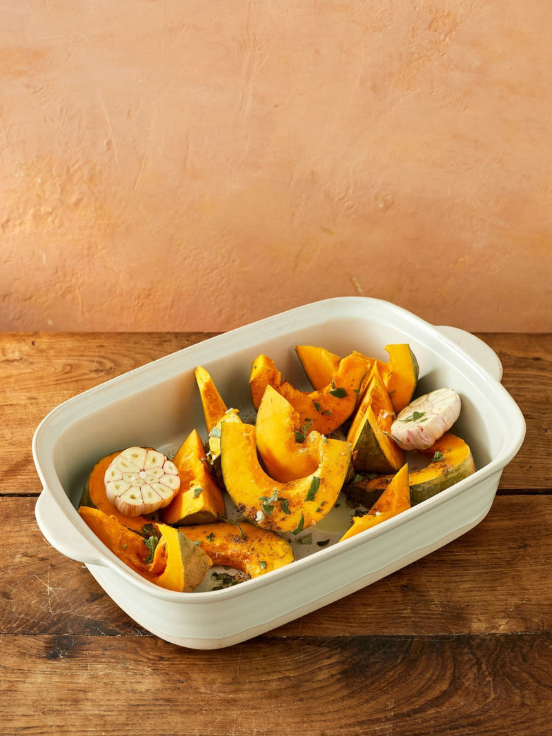 Jamie Oliver white roasting dish 39x25x8cm, UK version