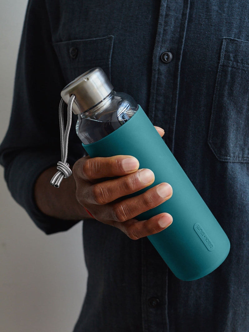 Black & Blum Ocean glass water bottle 600ml - British product