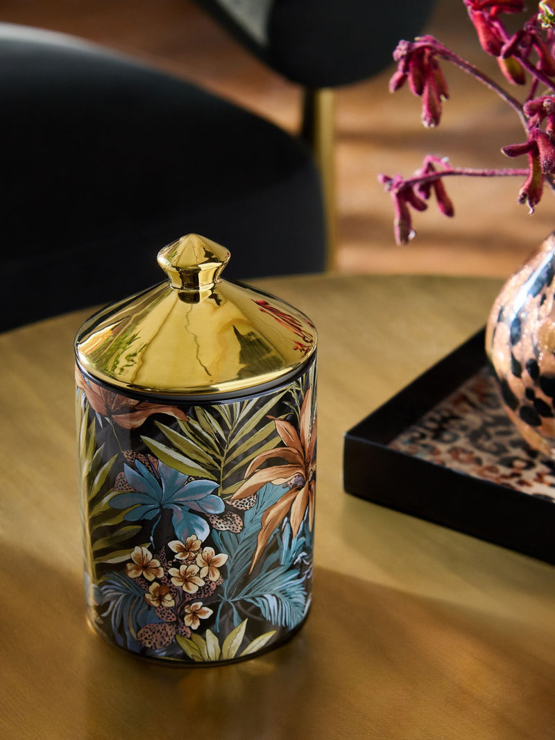Cedarwood and Oud tiger candle 16cm - British product