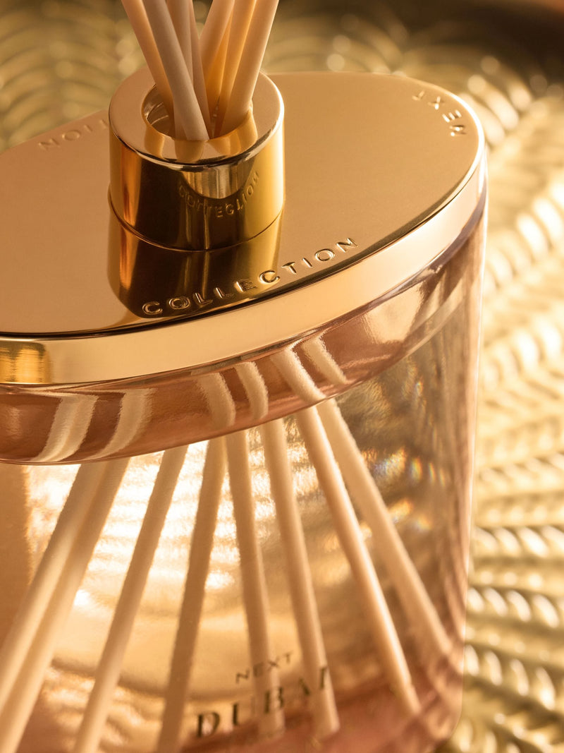 Collection Dubai Dunes Oud & Bergamot reed diffuser 400ml (British brand)