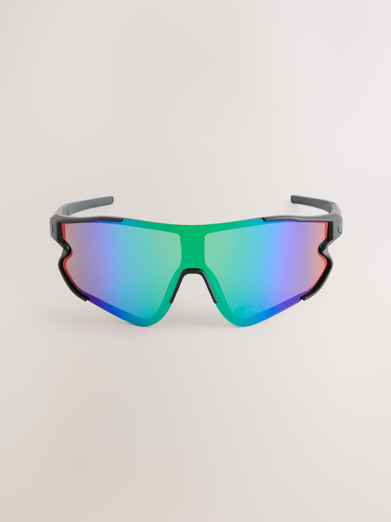 Black full visor polarised sport sunglasses, UK version