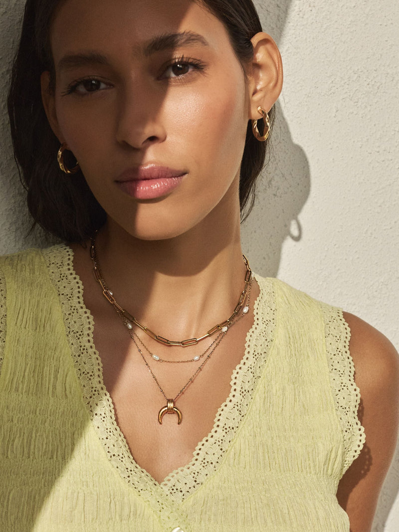 Gold tone stainless steel three-layer pendant necklace with real pearl (British brand)