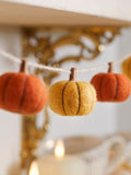 Lights4fun felt pumpkin autumn garland 1.3m, UK version