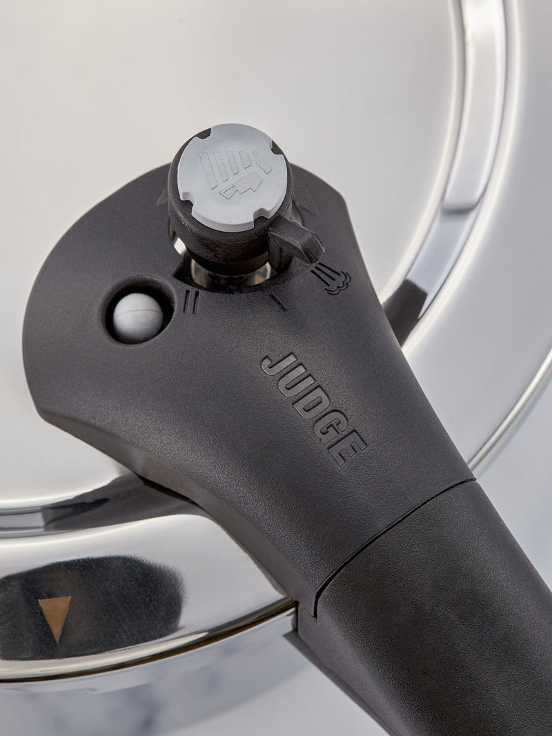 Judge stainless steel pressure cooker, UK version