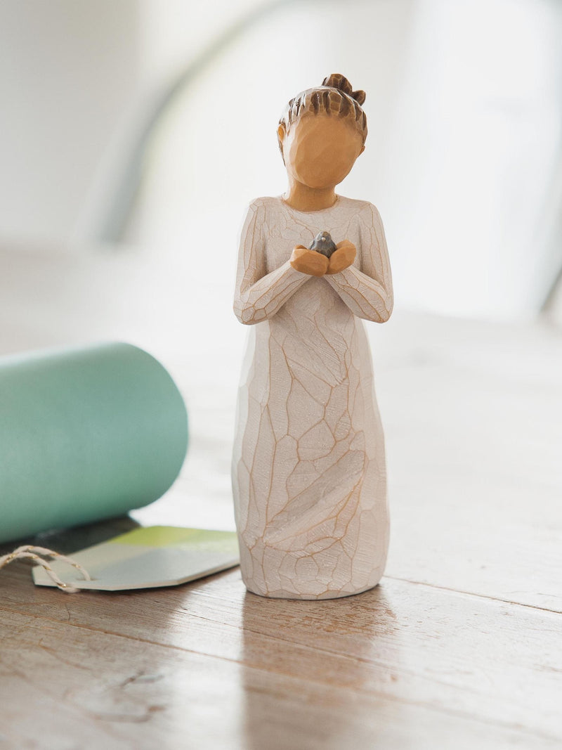 Willow Tree Off White Nurture figurine 14cm, UK version