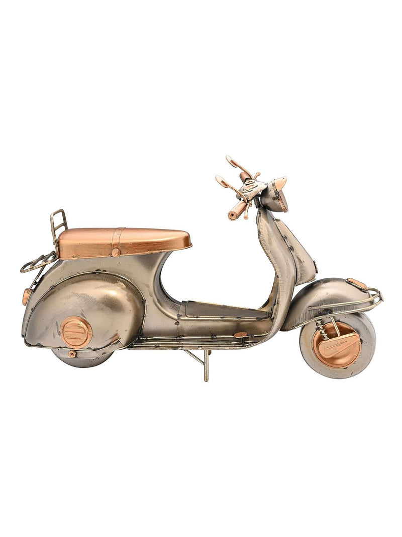 Widdop silver scooter ornament 15x28x9cm (British brand)