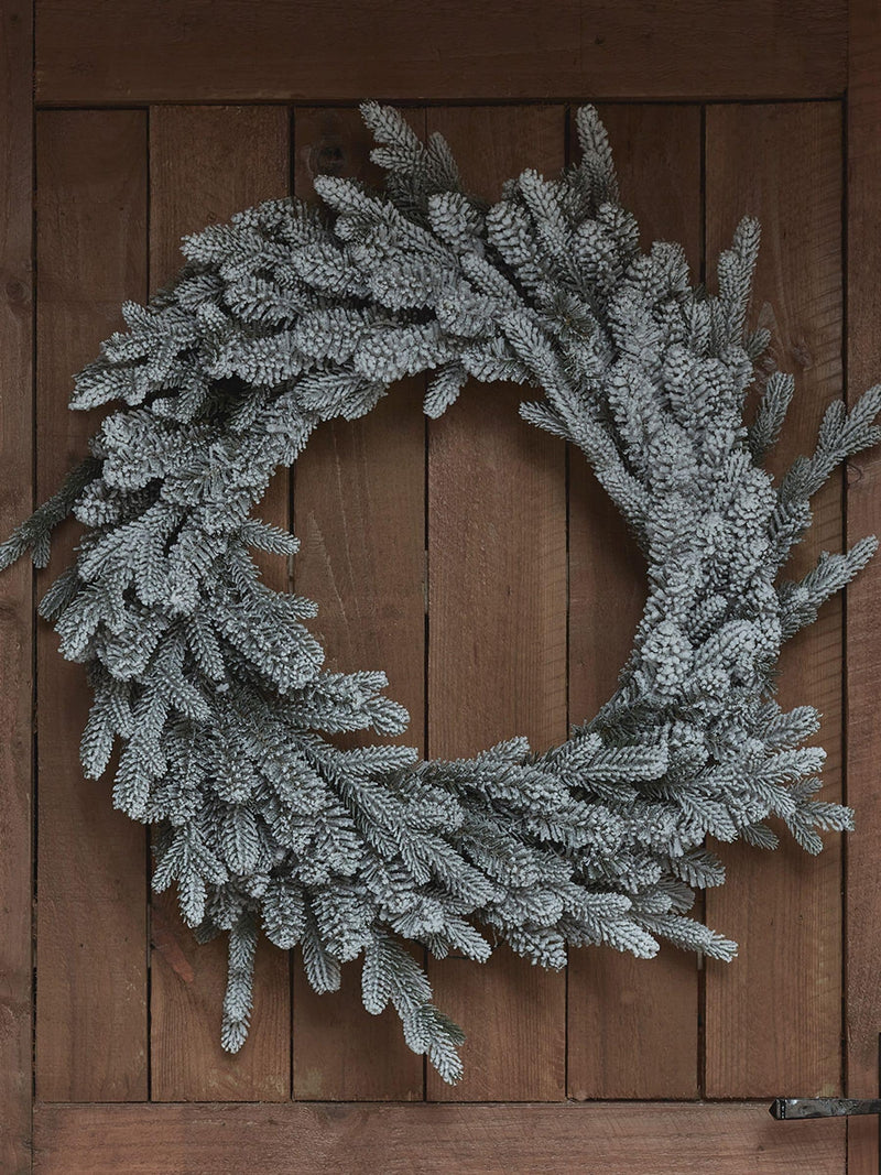Lights4fun pre lit outdoor snowy Christmas wreath 60cm, UK version