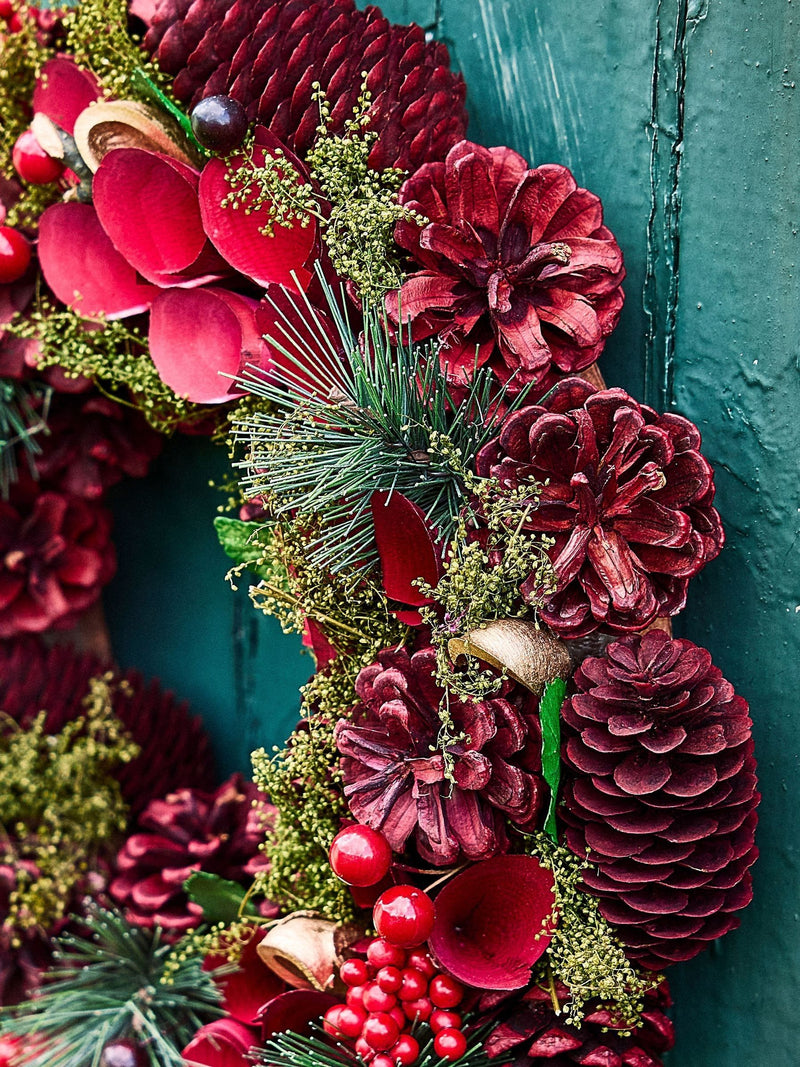 Dibor Cluster Berries wreath 30cm, imported from the UK