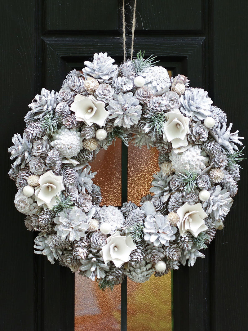 Dibor Morning Frost Christmas wreath 33cm - British product