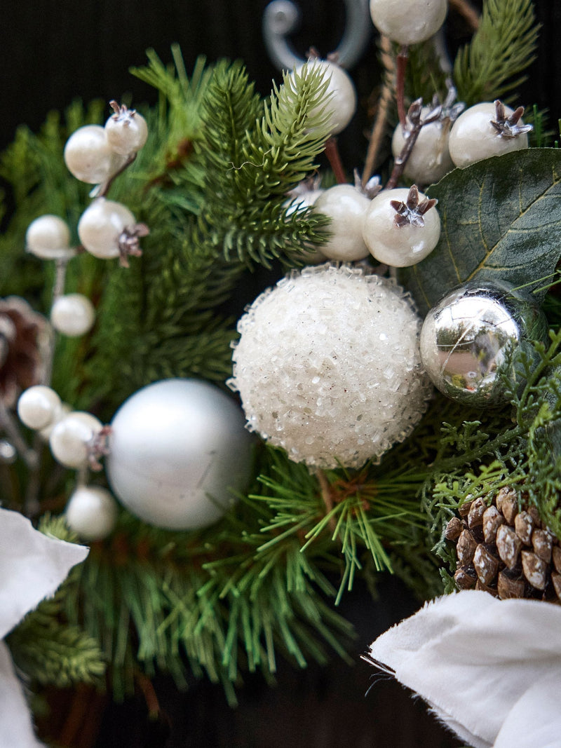 Dibor Snowdrift 42cm white Christmas wreath (British brand)