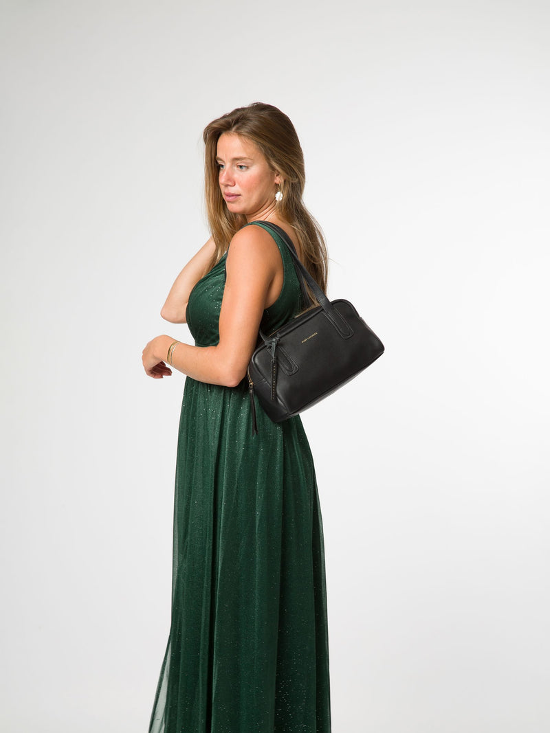 Pure Luxuries Fenella black leather handbag (British brand)