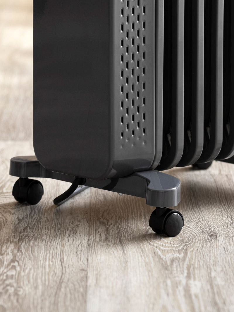 Electrolux 2400W oil filled radiator grey, imported from the UK