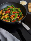 Morphy Richards forged aluminium wok 28cm, UK version