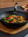 Morphy Richards forged aluminium wok 28cm, UK version