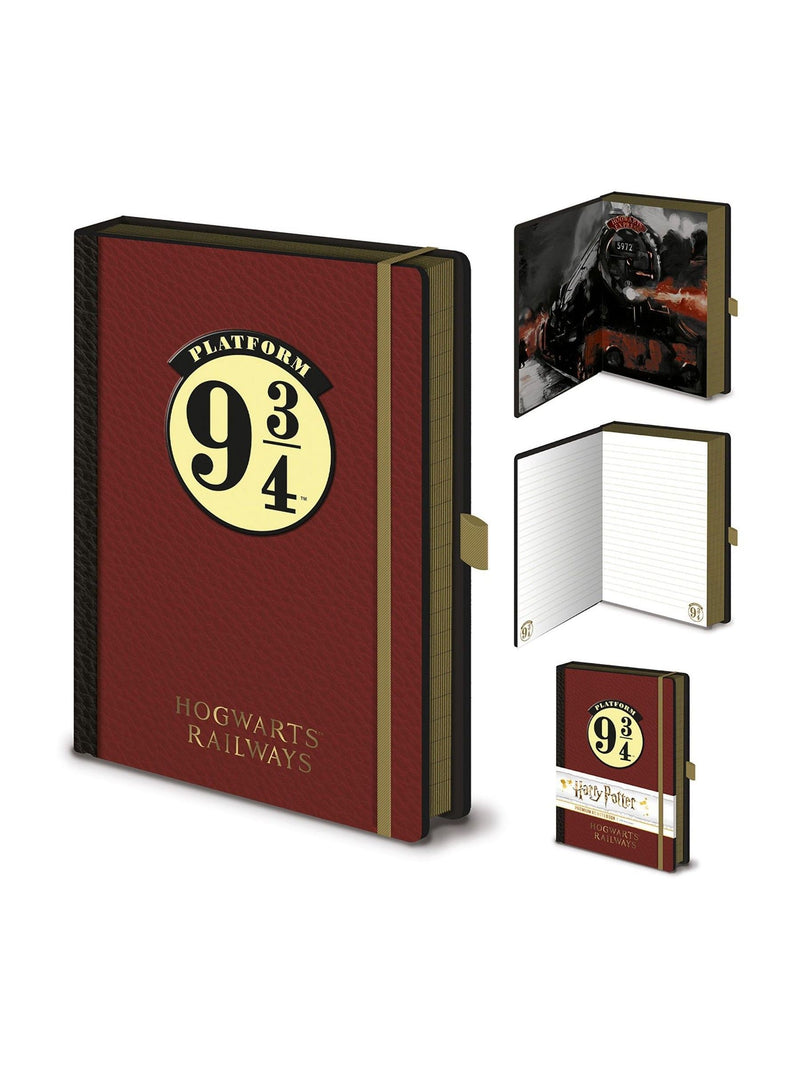 Pyramid International Harry Potter gift set with mug socks and notebook, UK version
