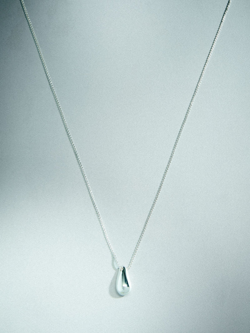 Silver plated pendant necklace with cubic zirconia, British product
