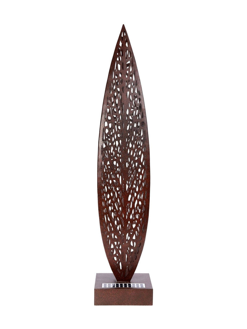 Libra Interiors Rustica Leaf outdoor sculpture 89cm - British product
