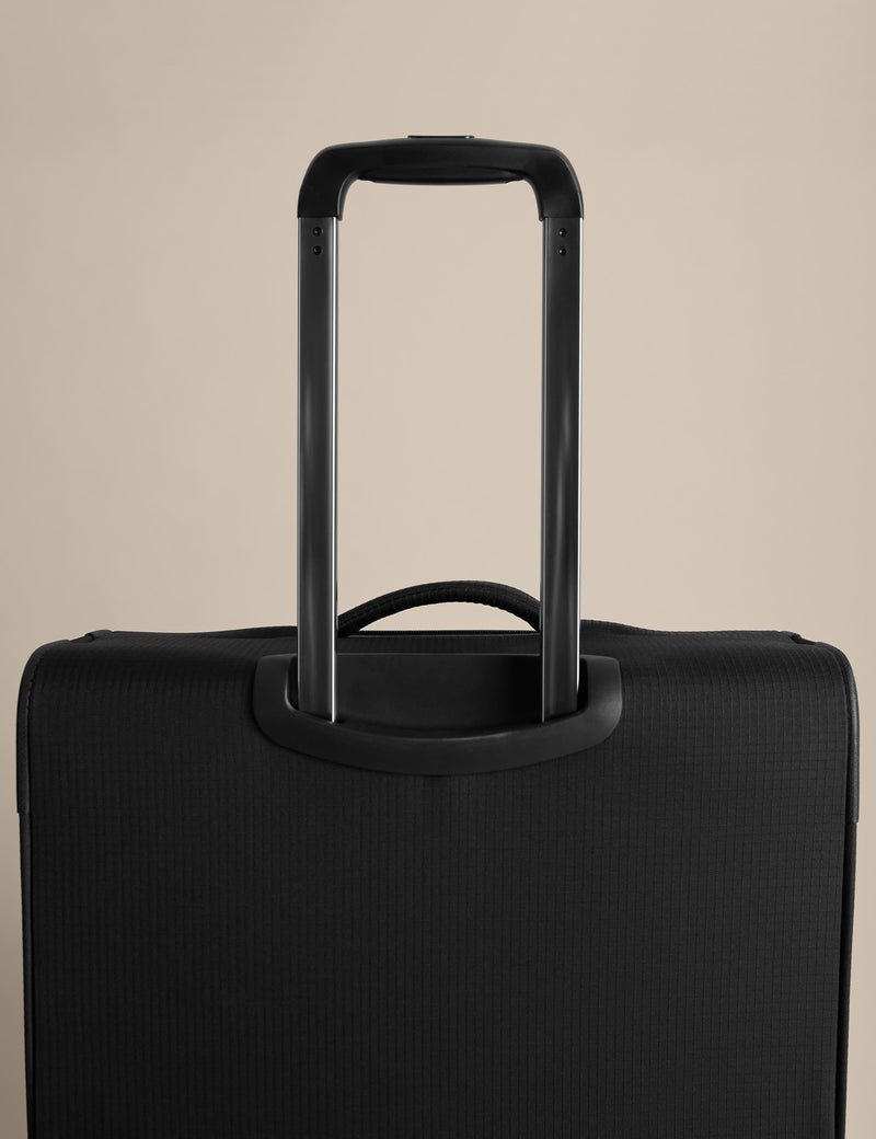 Geneva large soft suitcase with four wheels (British brand)