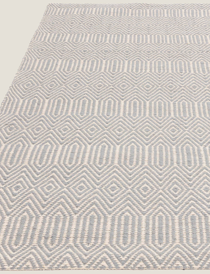 Geo Diamond rug geometric pattern 120x170cm, imported from the UK