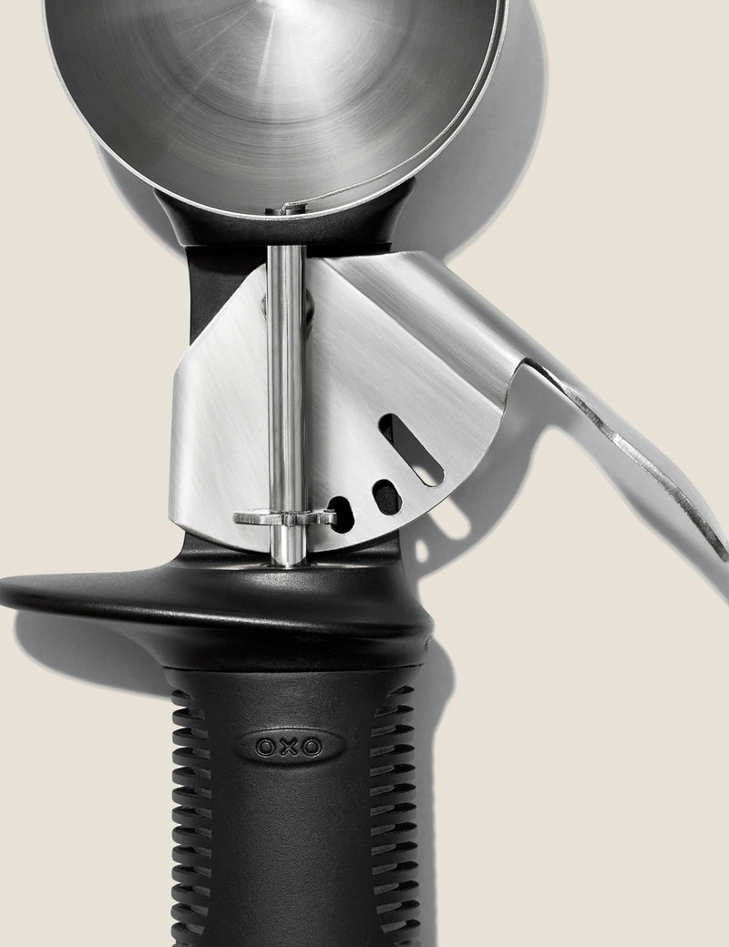 Good Grips Classic ice cream scoop, UK version