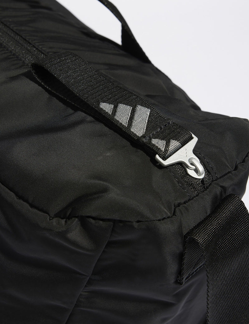Adidas gym tote bag with adjustable straps, UK version