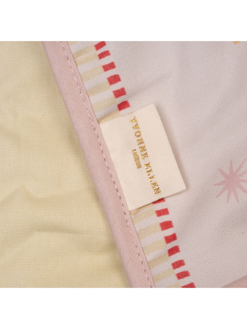 Yvonne Ellen White Harlequin double oven glove (British brand)