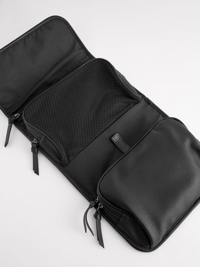 Black hanging washbag - British product