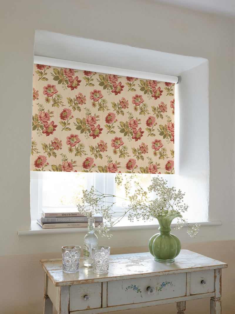 Shabby Chic by Rachel Ashwell Eloise vintage pink roller blind, UK version