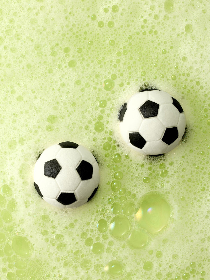 Football bubble bath and bath fizzer gift set, imported from the UK