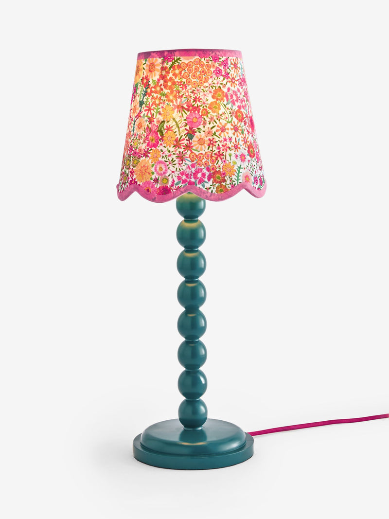 Lucy Tiffney tealblå floral bobbin bordlampe, britisk versjon